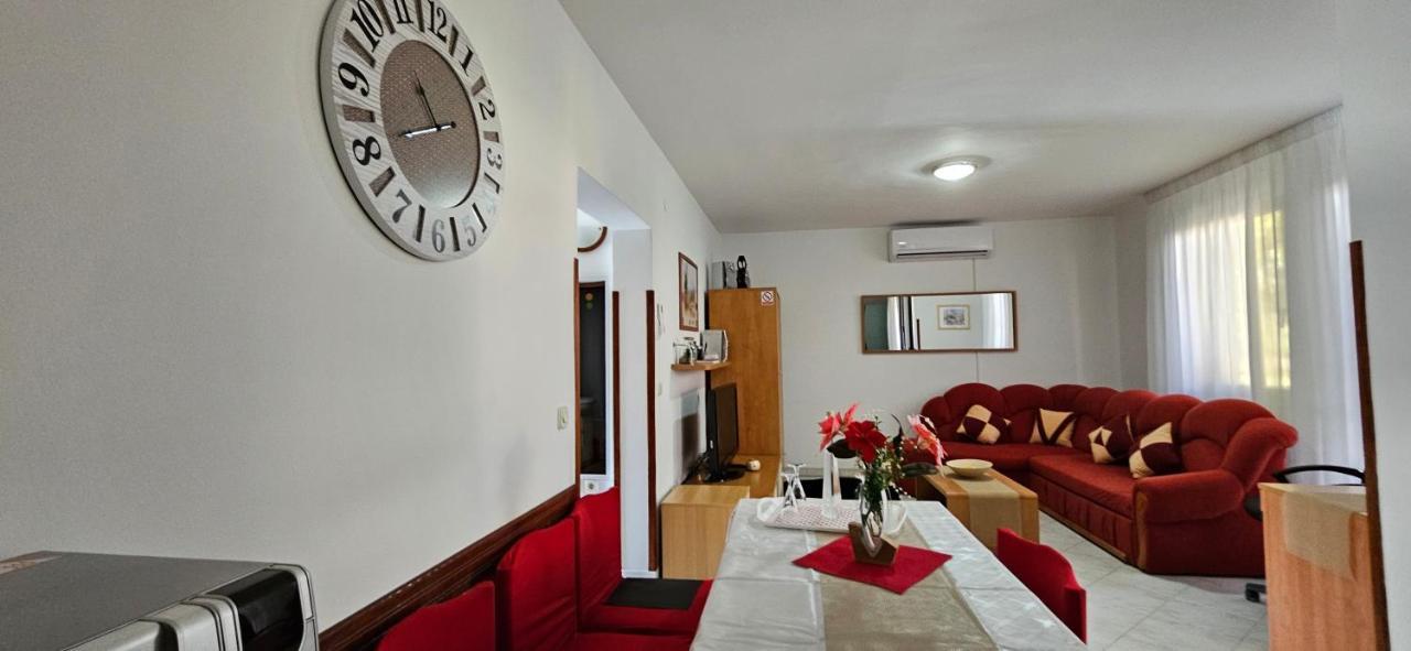 Andela Apartment Пула Экстерьер фото